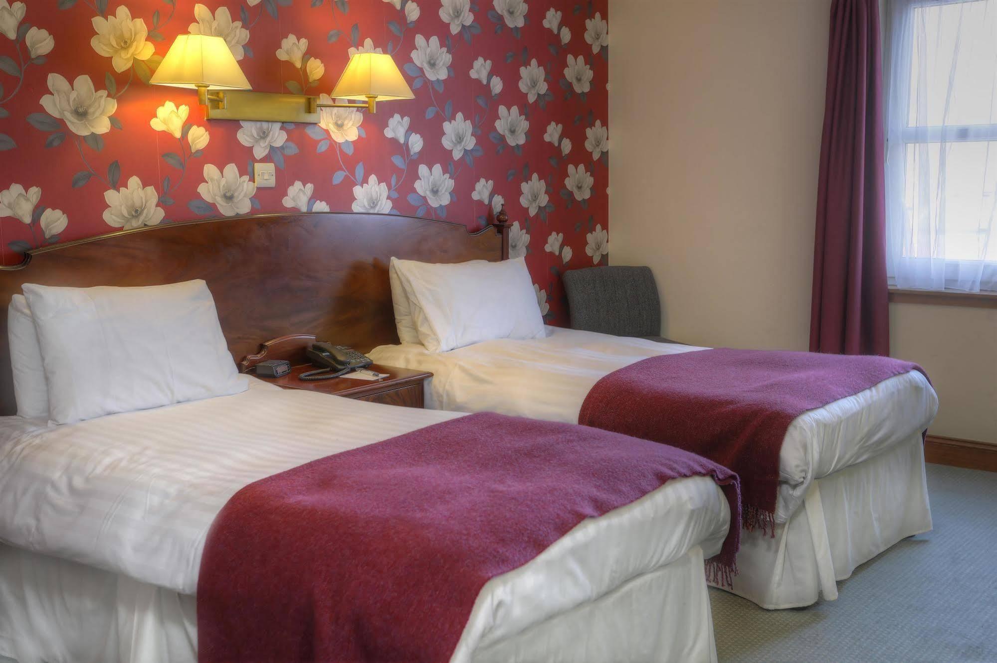 Best Western The Crianlarich Hotel Buitenkant foto