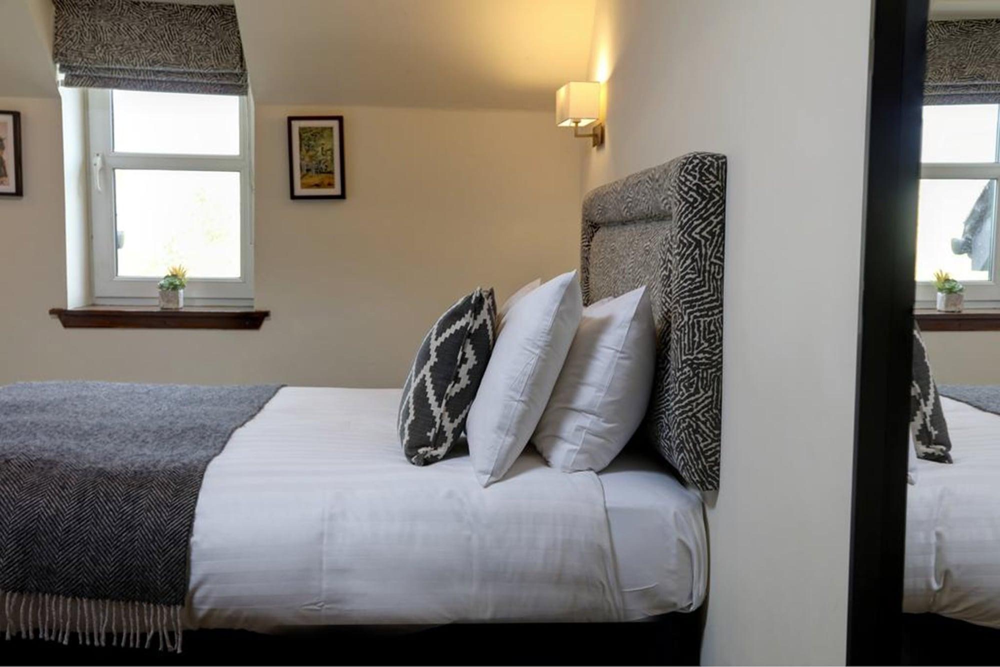 Best Western The Crianlarich Hotel Buitenkant foto